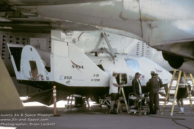 Air-and-Space.com: NB-52B Stratofortress carries X-38 Crew Return 